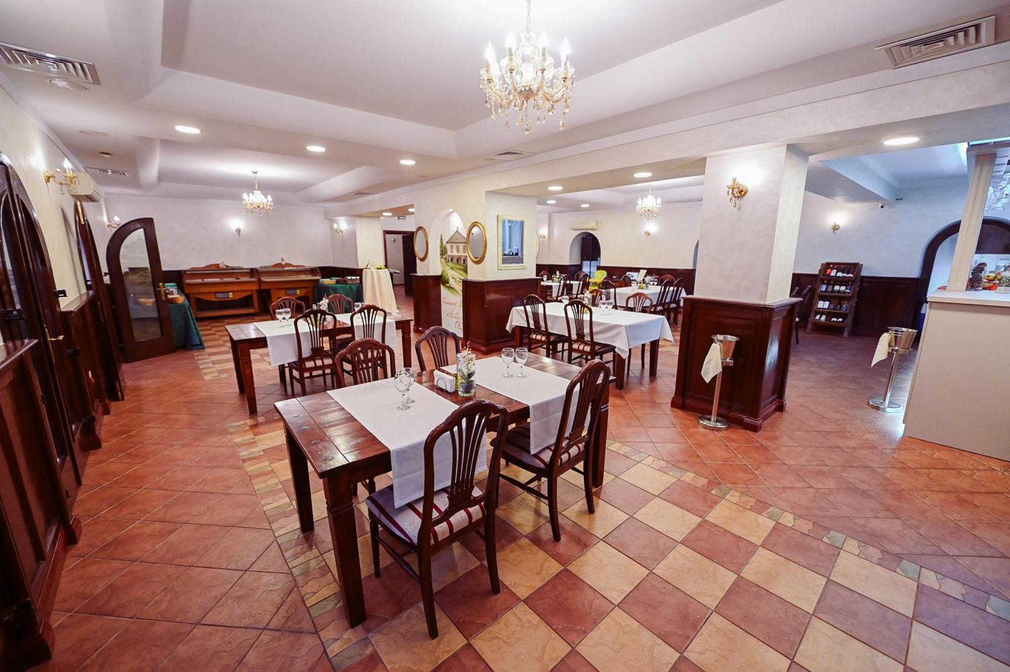 Conacul Domnesc Ξενοδοχείο Scheia Εξωτερικό φωτογραφία
